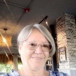 Meet your Posher, Regina